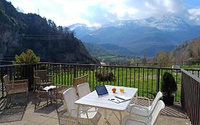 La Terraza de Escarrilla, con piscina